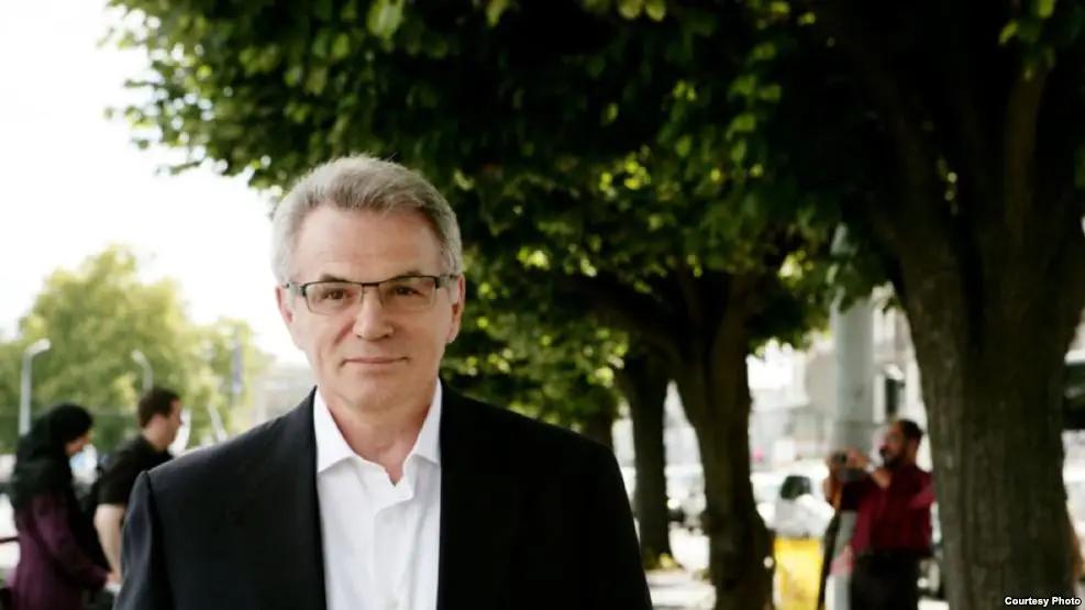 Financial Times нашла связь между кандидатом в президенты США Дональдом Трампом и экс-акимом Алматы Виктором Храпуновым