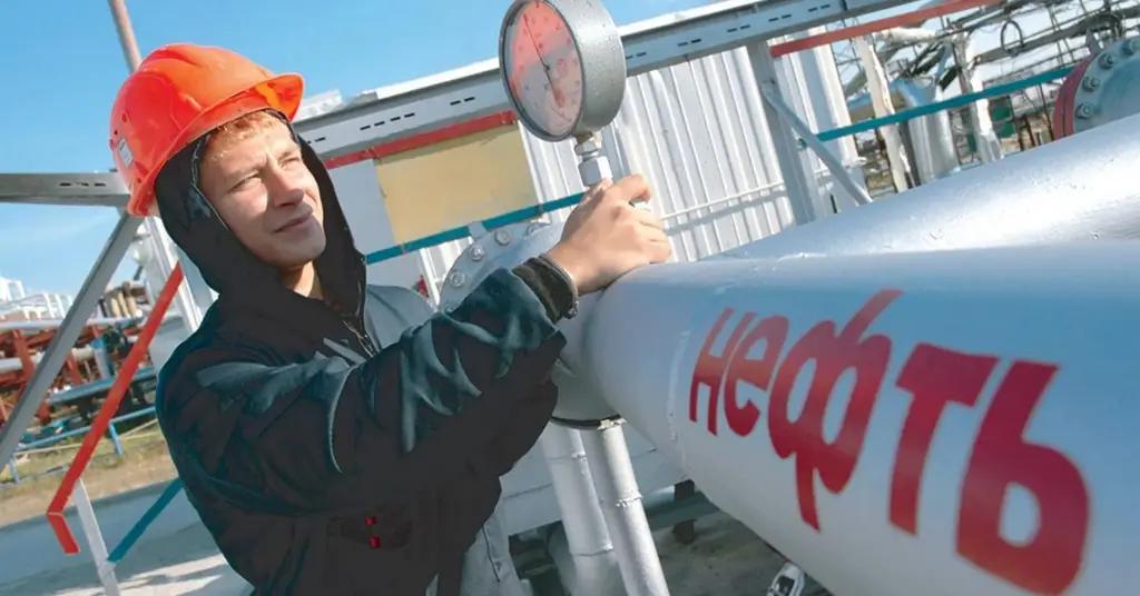 Российские доходы от продажи нефти за рубеж выросли в 1.7 раза