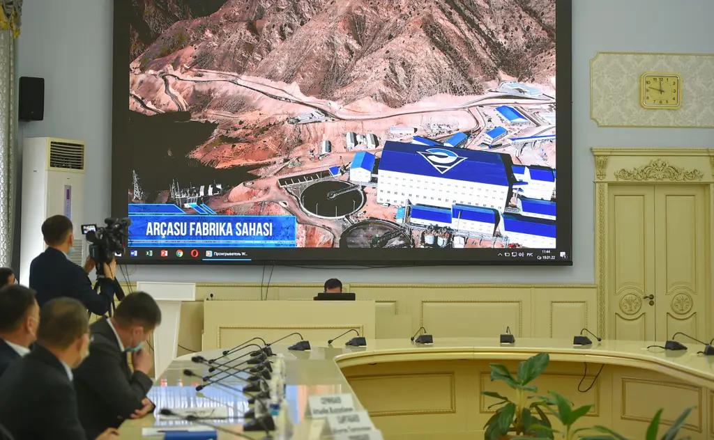 Акылбек Жапаров встретился с руководством «Эти Бакыр Терексай»