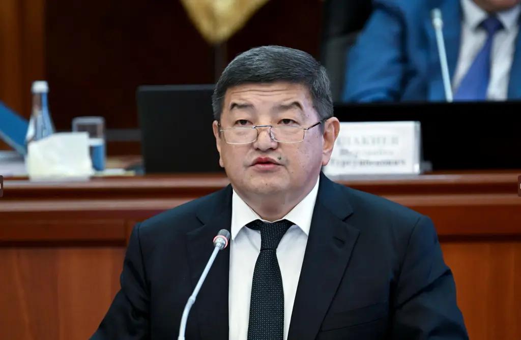 Акылбек Жапаров пояснил, как работает банковское сопровождение строительства