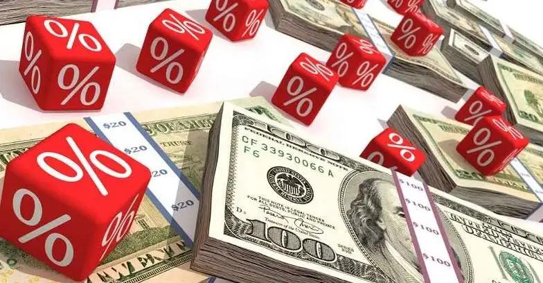 В Казахстане займы населению растут, бизнесу – падают