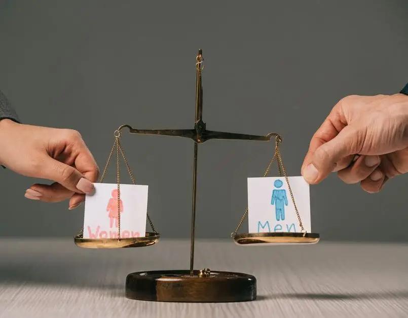 Разрыв между зарплатами мужчин и женщин в горнорудке вырос в 4.5 раза