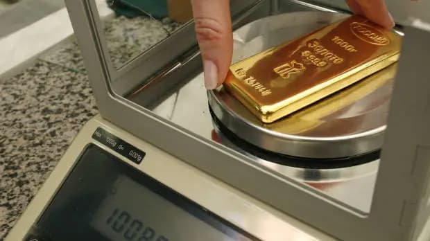 Этим летом унция золота дороже всего стоила 21 июля