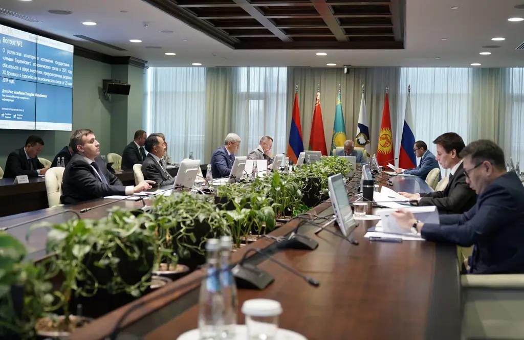 При ускорении научно-технического развития ВВП КР может вырасти 2.4 раза