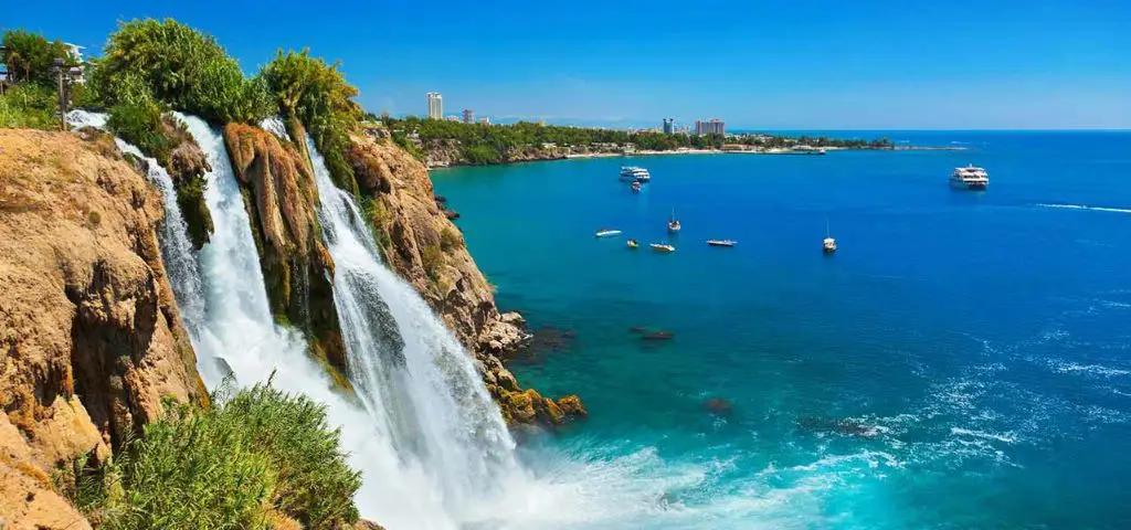 Кыргызстан принял участие в выставке сельхозпродукции в Турции