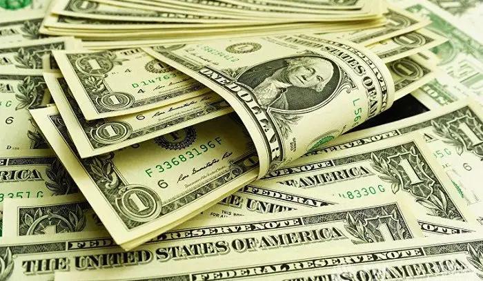 Доллар неожиданно вырос на межбанковских торгах в Кыргызстане