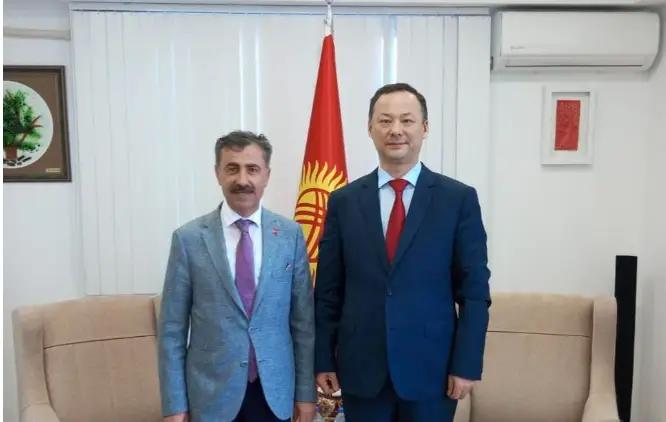 Турция построит детский сад в Караколе