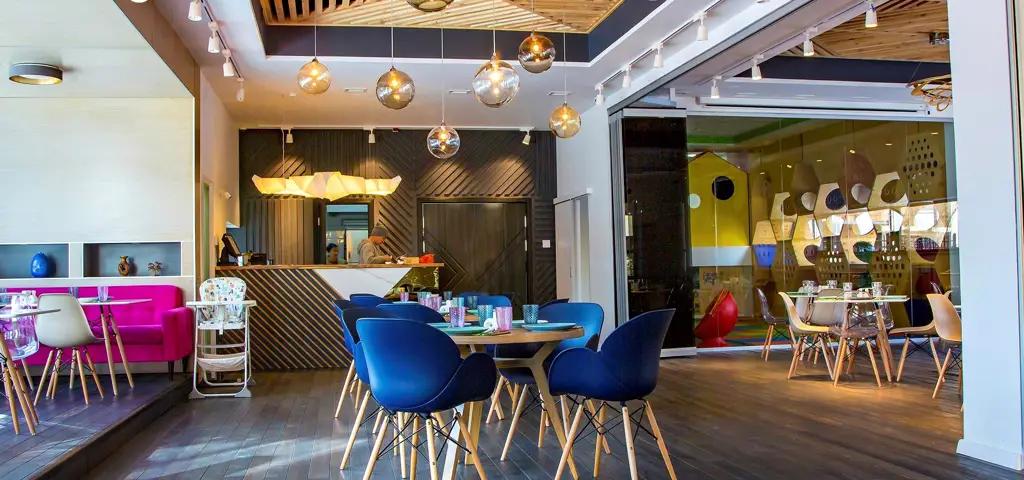 С 18 мая в РК возобновят работу кафе и гостиницы