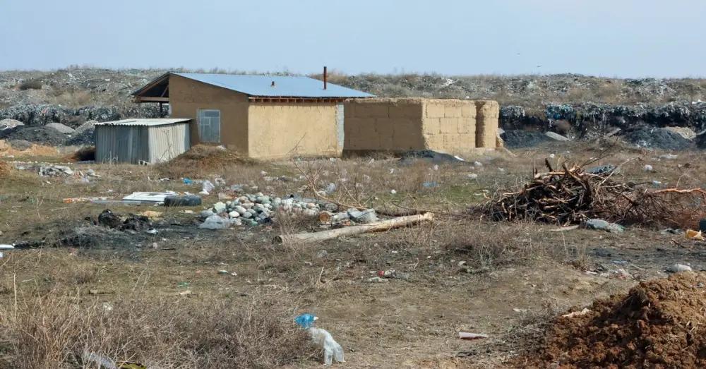 Садыр Жапаров узаконил постройки на самозахваченных землях сельхозназначения