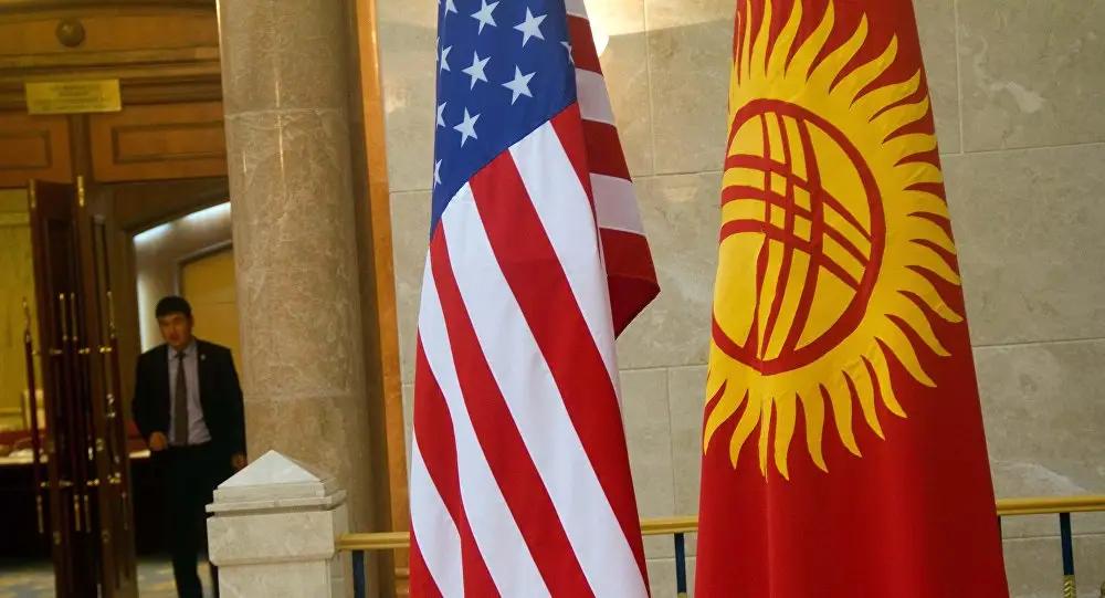США рассмотрят возможность упрощения паспортного контроля для граждан КР