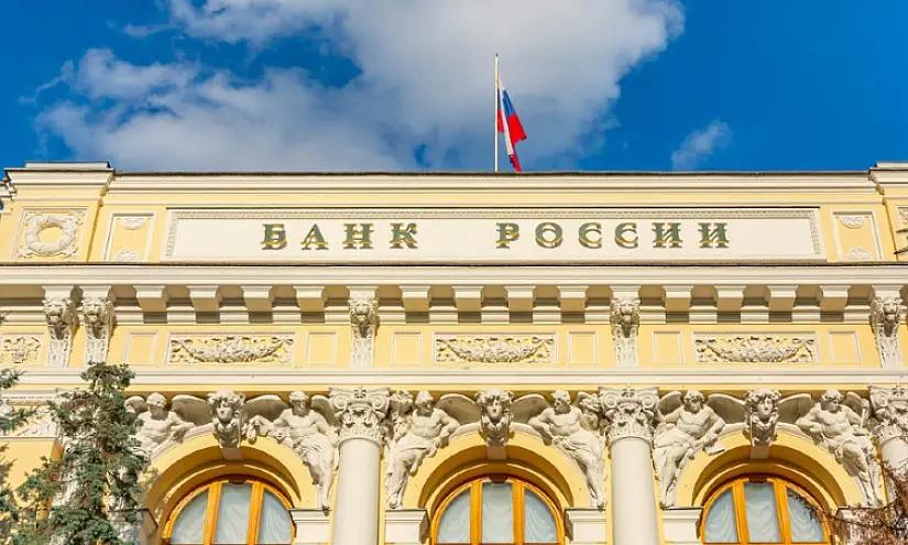 Доллар подорожал, евро подешевел к рублю. Курсы Центробанка РФ