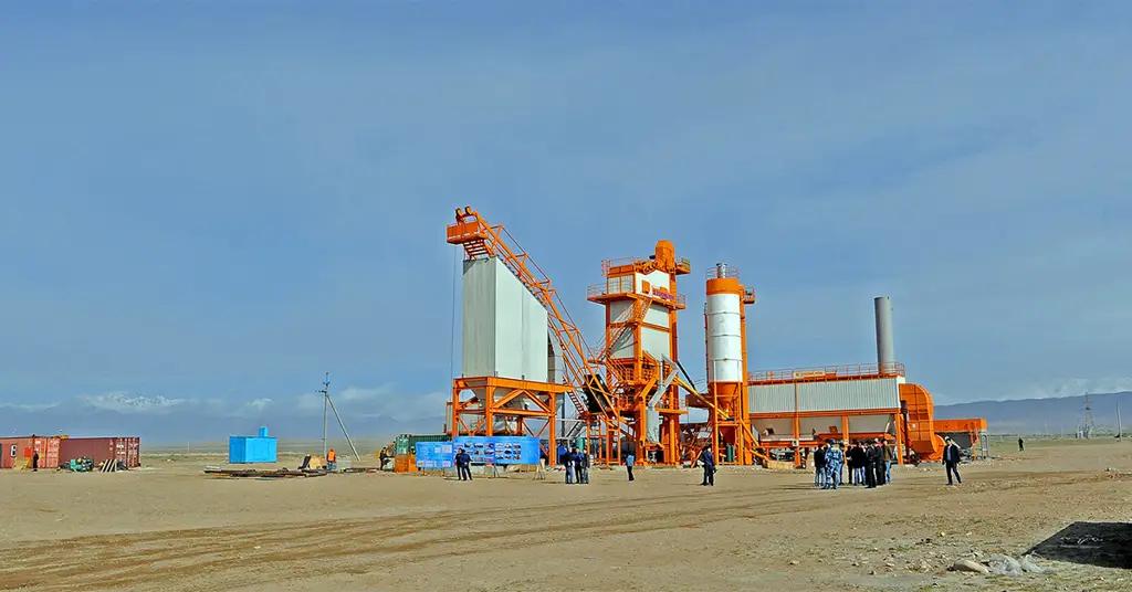 Минфин изыскал 500 млн сомов на дорогу Балыкчы – Корумду