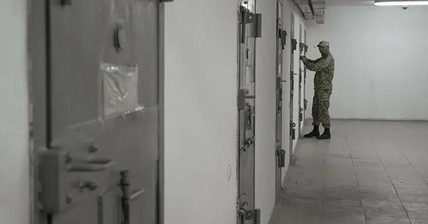 Экс-глава «Кыргызалтына» водворен в ИВС ГКНБ по делу о вымогательстве с «Кумтор голд компани»