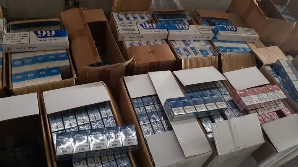 В Джалал-Абаде налоговики изъяли из нелегального оборота крупную партию табака