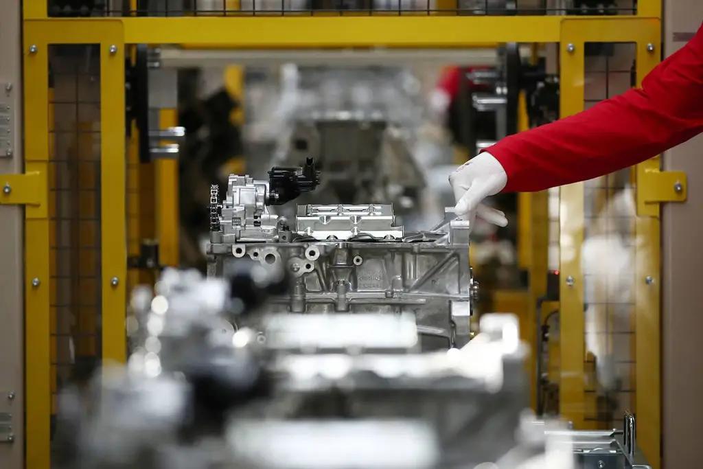 В Кыргызстане произвели промпродукции на 127.5 млрд сомов