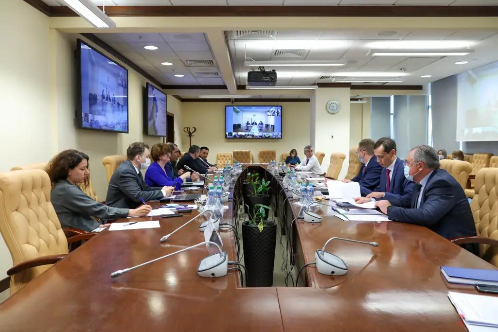 ЕАЭС обсуждает создание института оператора трансграничной интернет-торговли