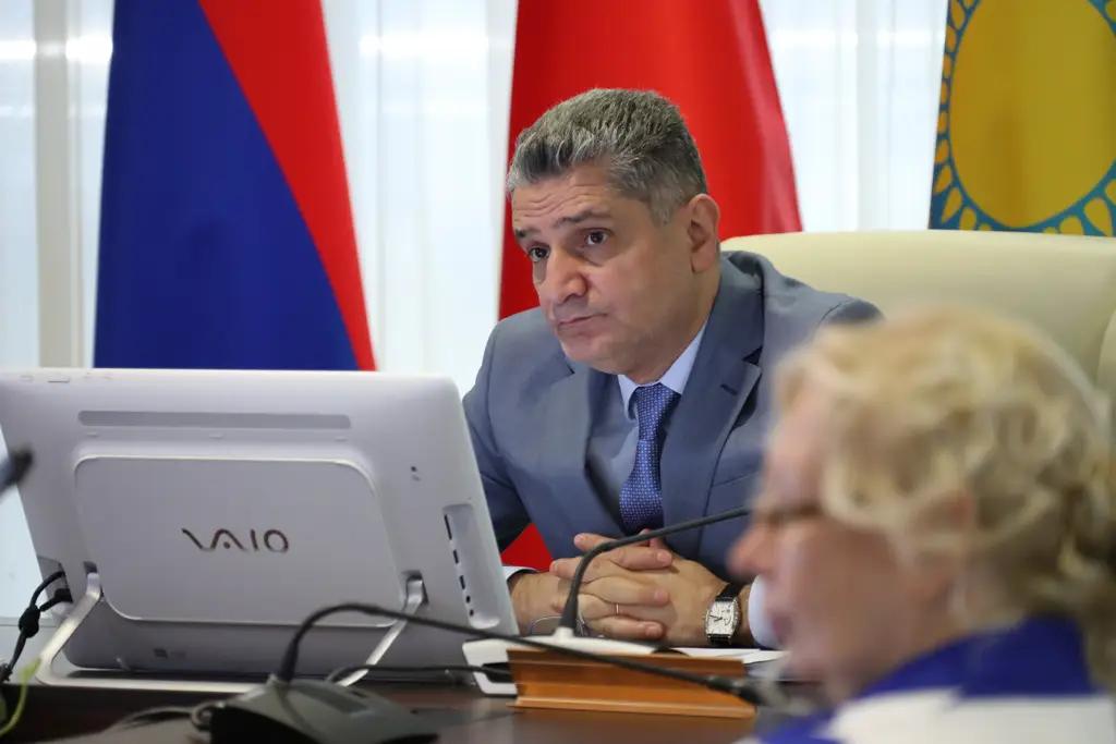 ЕЭК рекомендует странам ЕАЭС совместно развивать плодоводство
