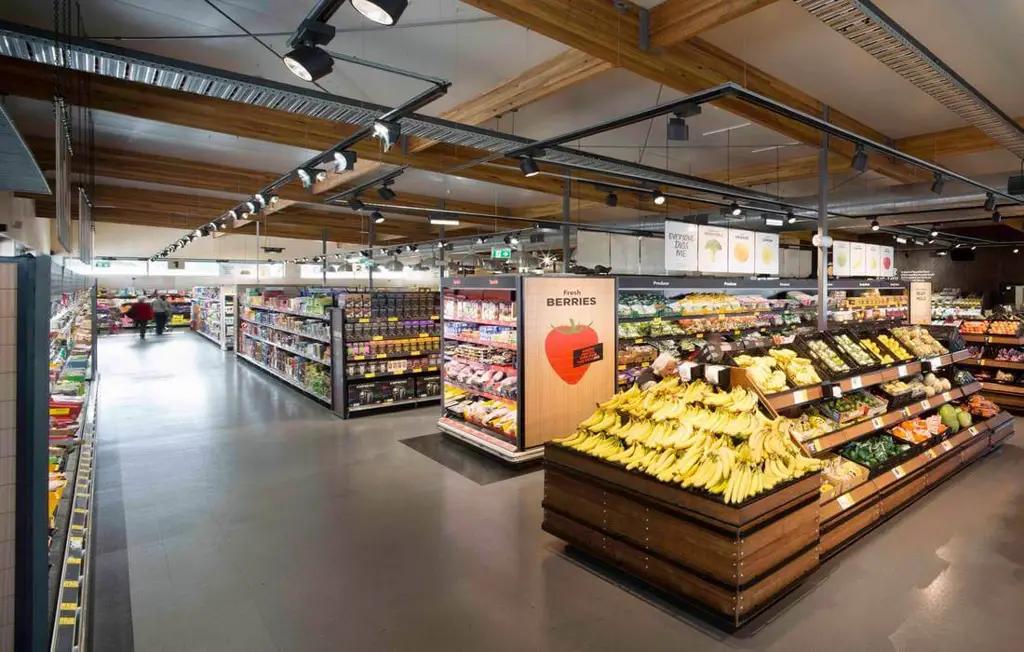 В КР пункты вакцинации будут открывать в супермаркетах и в аптеках