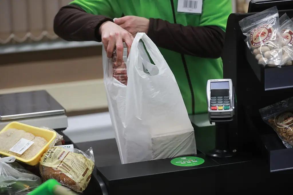 В Кыргызстане ограничат оборот полиэтиленовых пакетов