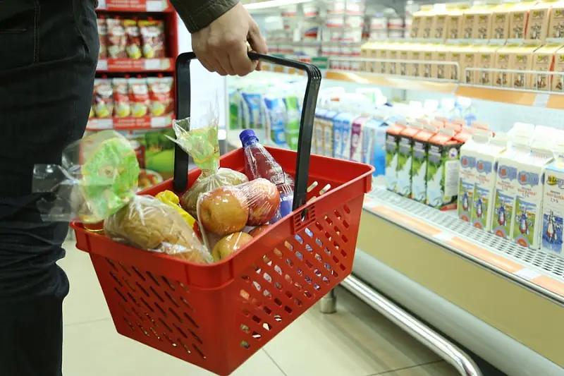 Правительство ввело госрегулирование цен на основные продукты питания
