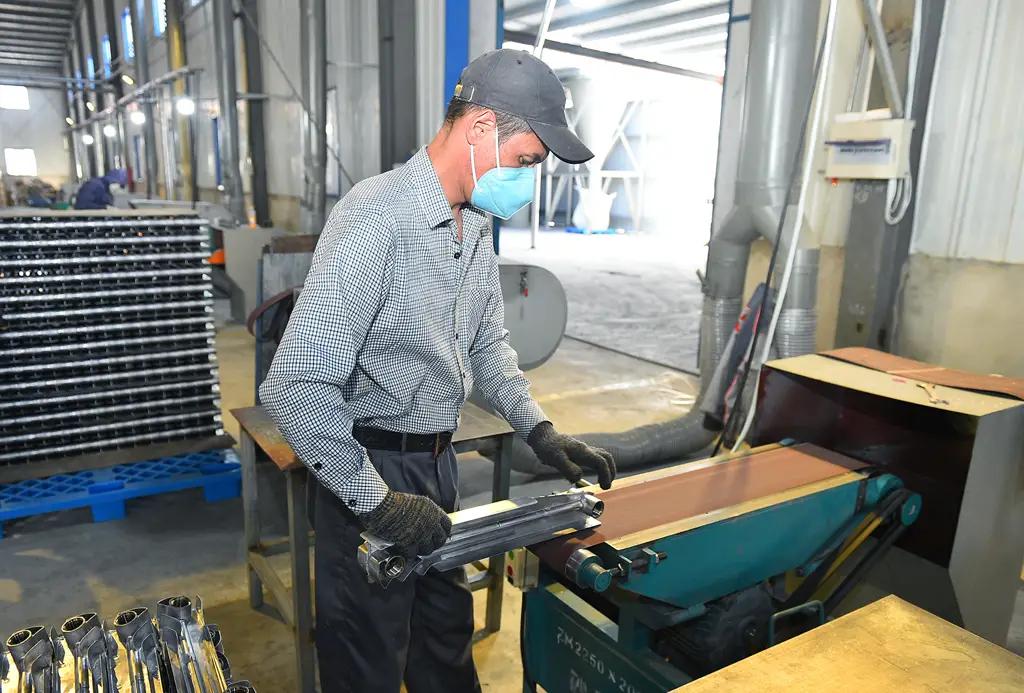 В КР появятся Центры обслуживания предпринимателей