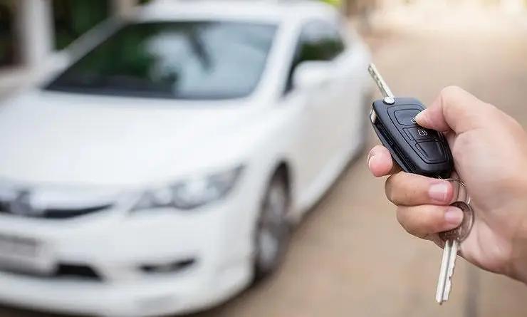 ГУ «Унаа» запретило оказывать «экспресс услуги» при регистрации авто