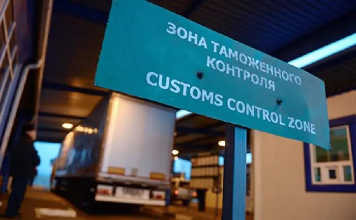 В КР хотят разрешить конфискацию транспорта у контрабандистов
