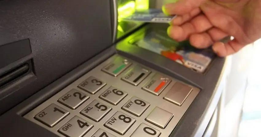 Почти на 30% увеличилось количество банкоматов в КР за год