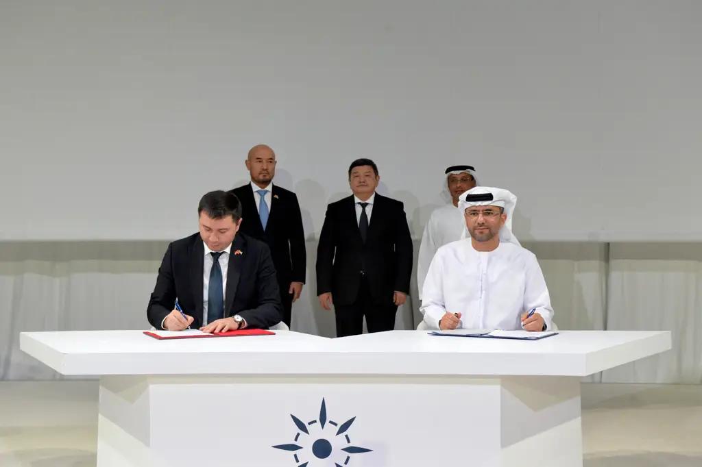 Кыргызстан получил выход к морю. Кабмин подписал соглашение с ОАЭ