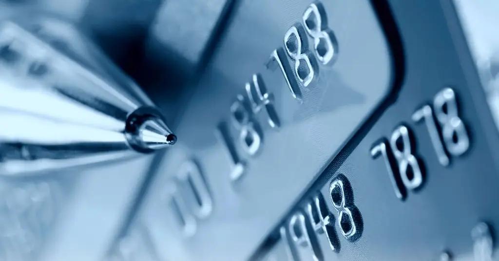 За 3 месяца с платежных карт кыргызстанцев мошенники сняли более 5 млн сомов