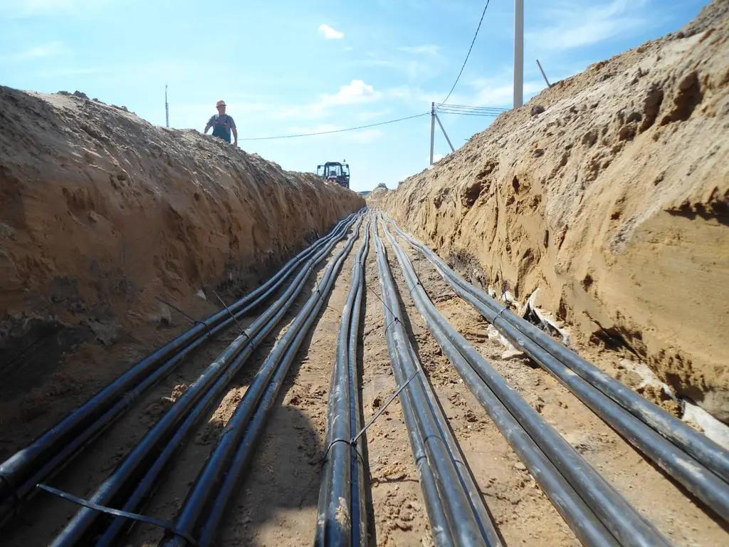 В Бишкеке новостройку подключили к сети электроснабжения за 1 млн сомов