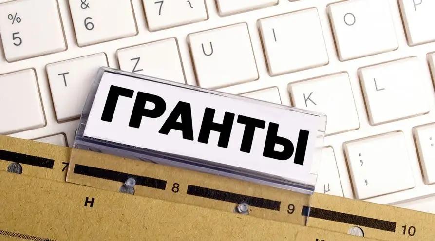 КР ожидает в 2022 году грантовую помощь в размере 2.6 млрд сомов