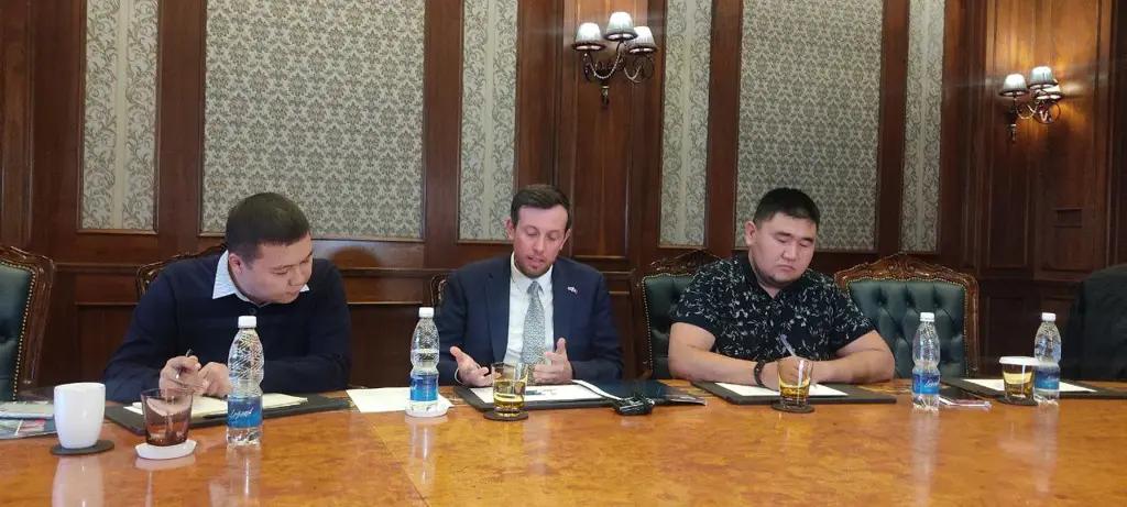 Наращивание товарооборота между КР и Великобританией — долгий процесс — Ник Боулер