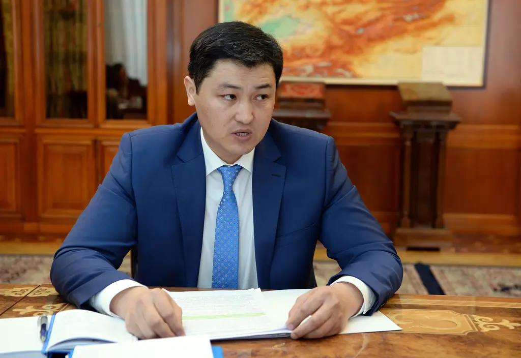 Жээнбеков: Счетная палата должна переходить на стратегический аудит