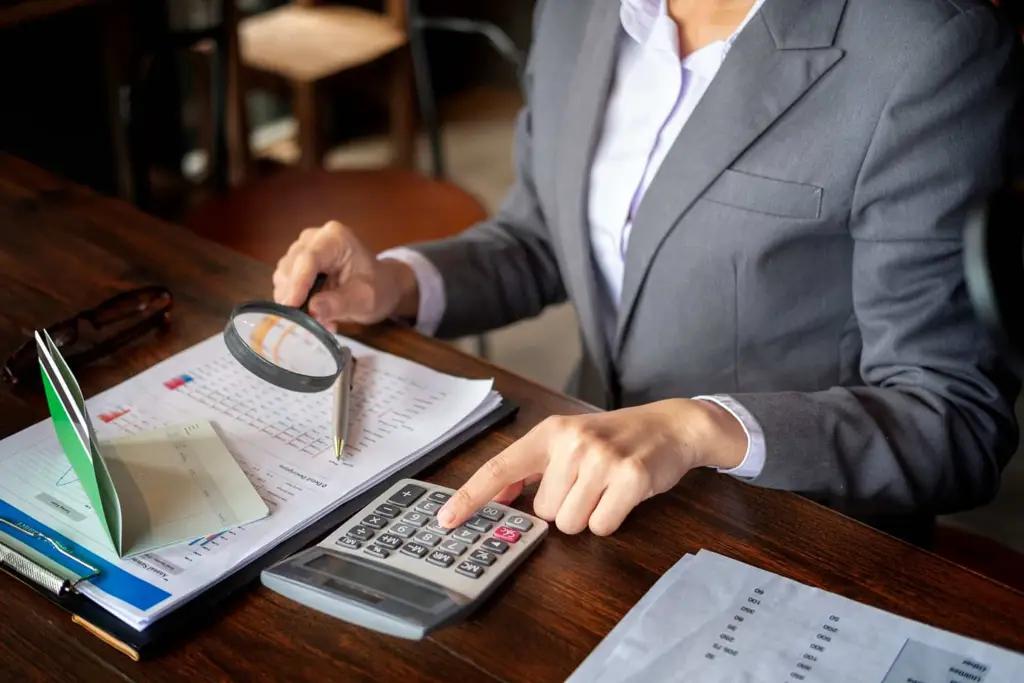 Как менялась задолженность кыргызстанцев перед комбанками (график)