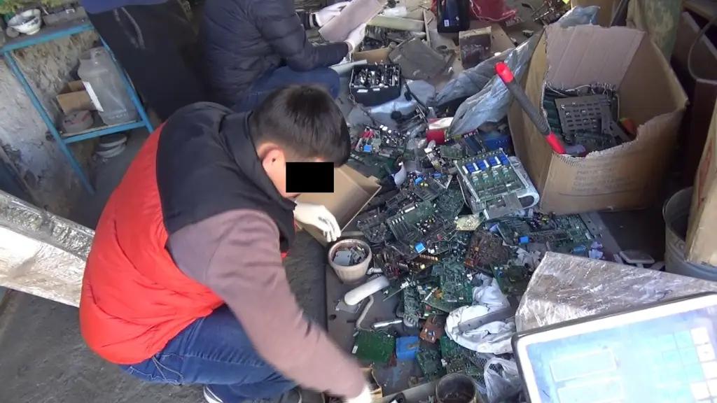 Дело о хищениях в аэропорту «Каракол» вскрыло незаконную переработку золота