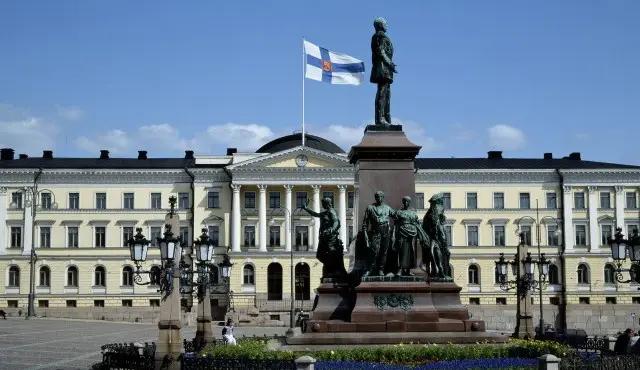 Финский парламент в ближайшее время обсудит выход из еврозоны и переход на нацвалюту