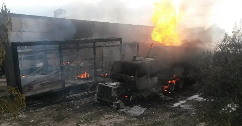 Причиной пожара с газовозами назвали перекачку кустарным способом контрабандного газа