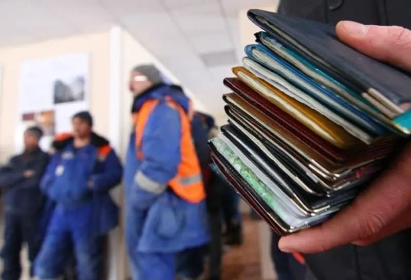 В 2018 году трудовые мигранты перевели рекордные суммы денег на родину