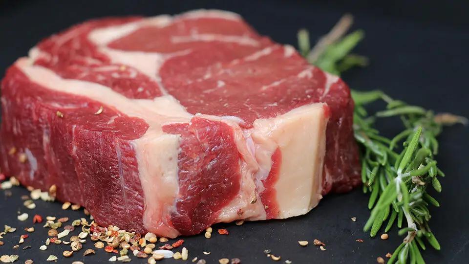 В Кыргызстане самое дорогое мясо в ЕАЭС