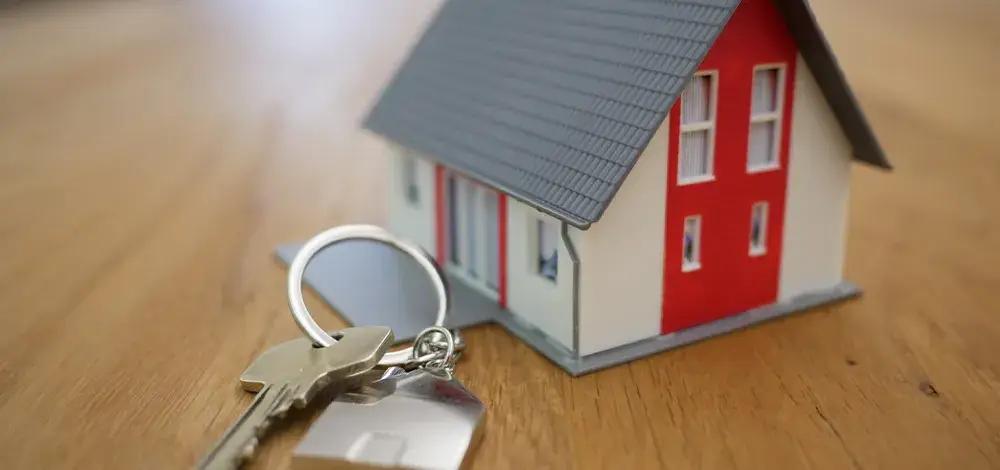 Сотый житель КР приобрел ипотеку без первоначального взноса