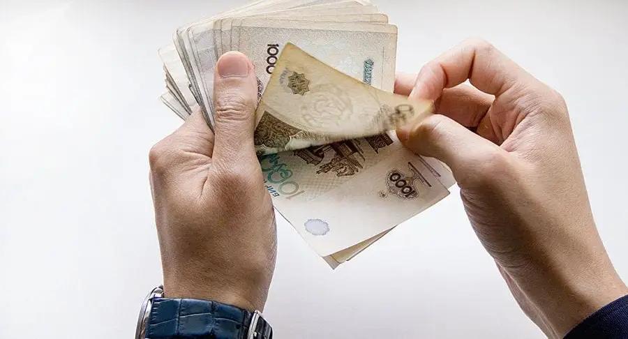 Зарплата в Узбекистане выросла на 31.2%