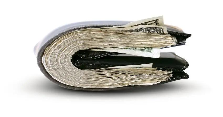 Зарплата кыргызстанцев выросла на 6.9%