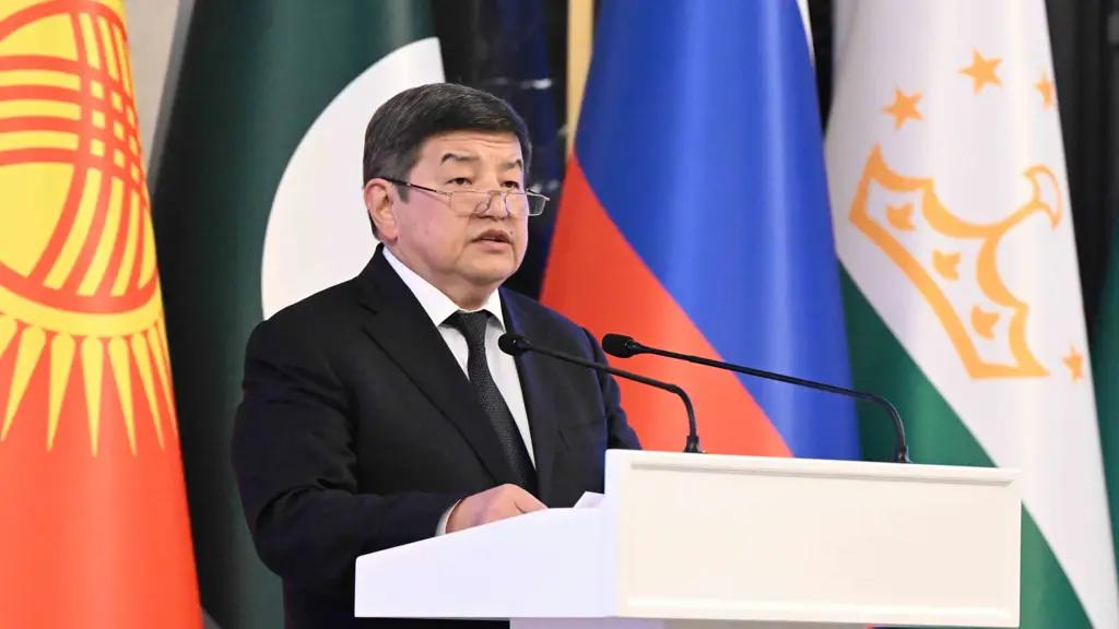 Акылбек Жапаров рассказал о модернизации здравоохранения