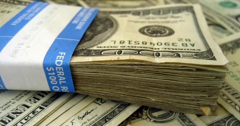 Число долларовых миллионеров в России за год сократилось на 16%