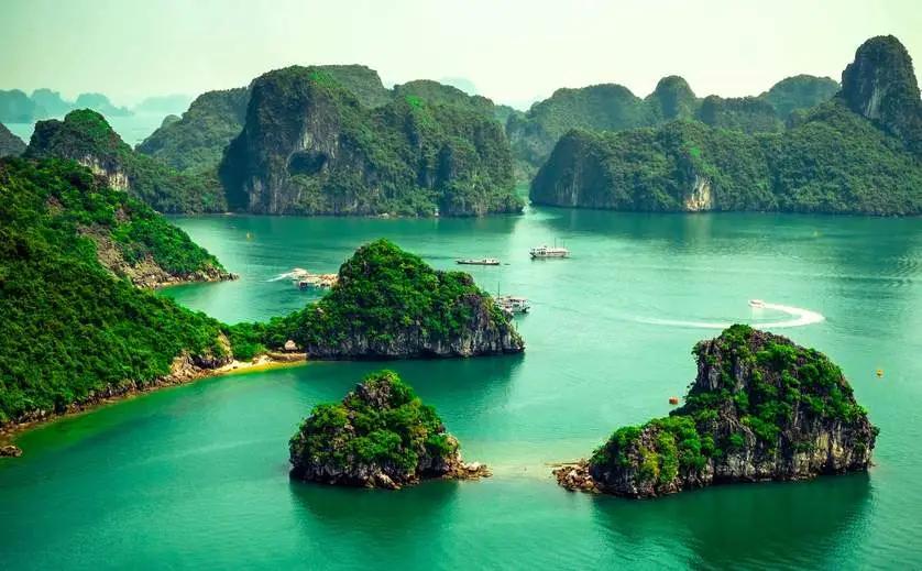 С 1 июля Вьетнам начнет принимать туристов