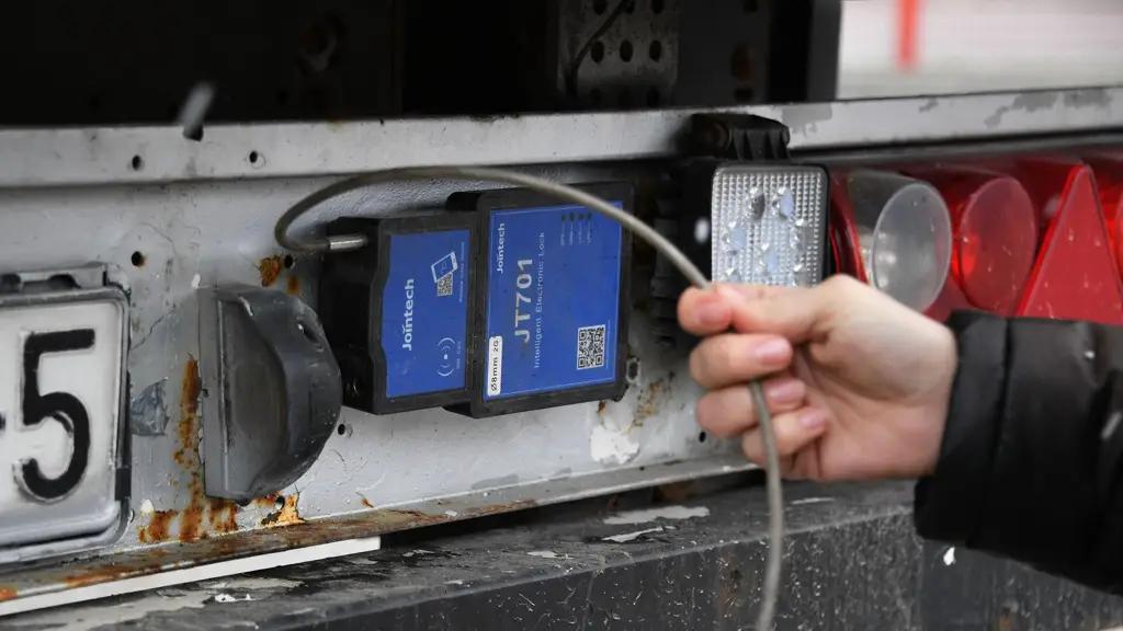 Таможня обеспечения закупит навигационные пломбы на 131 млн сомов