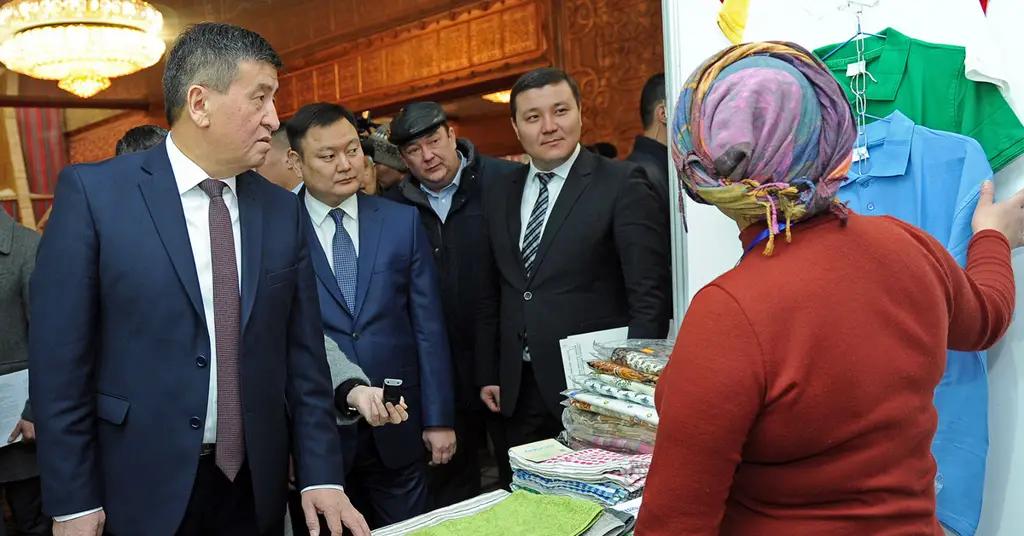 Объем производства легкой промышленности в КР вырос на 44.6 млн сомов – до 5.2 млрд