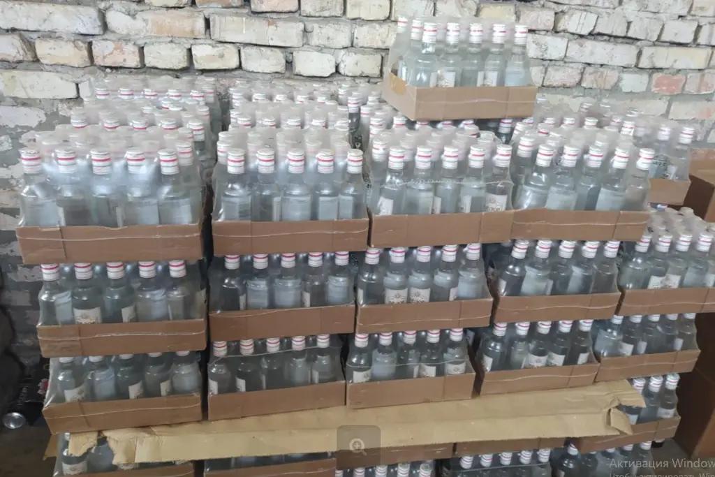 В Джалал-Абаде из незаконного оборота изъяли алкоголь на сумму 1.8 млн сомов