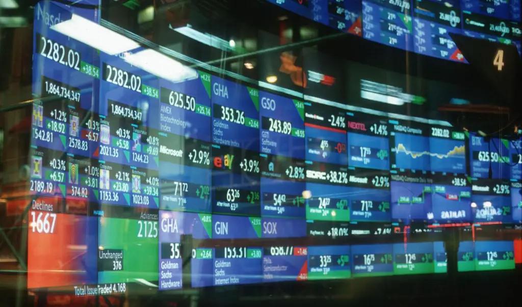 Рынок ценных бумаг КР: какие компании торговали на бирже и почем?